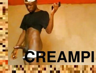 TRENDING KENYAN MALE STRIPPER (RAW VIDEO)????