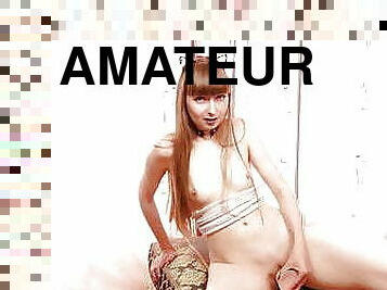 gros-nichons, masturbation, chatte-pussy, amateur, babes, ados, jouet, maison, pute, gode