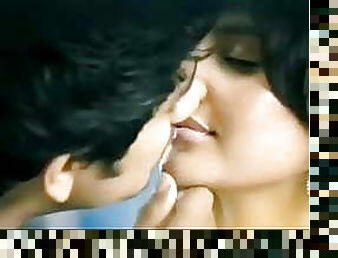 Ileane dcruz sexy kiss