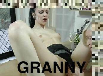 Caked covered les granny