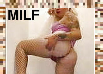 chatte-pussy, milf, doigtage, bas, point-de-vue, blonde, attrapée, gros-plan, trou-du-cul, taquinerie