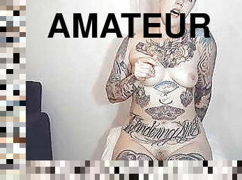 traseiros, masturbação, amador, babes, brinquedo, webcam, dildo, morena, tatuagem