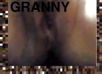 clito, poilue, énorme, masturbation, orgasme, chatte-pussy, amateur, mature, granny, doigtage