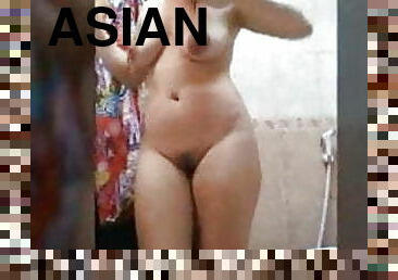 asiatique, gros-nichons, clito, poilue, mamelons, ejaculation-sur-le-corps, gangbang, salope, chienne, danse