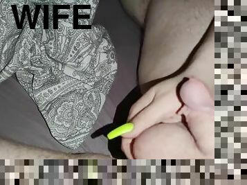 žmona, tenkinimas-ranka, apkūni, fetišas, kiaušiai