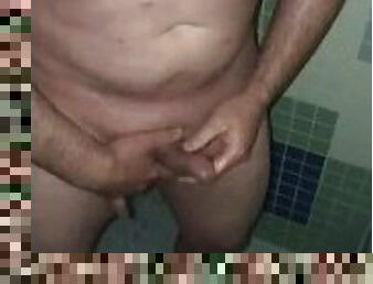 baignade, masturbation, pisser, public, amateur, ejaculation-sur-le-corps, gay, secousses, douche, solo