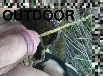 en-plein-air, pisser, amateur, gay, compilation, solo, bisexuels