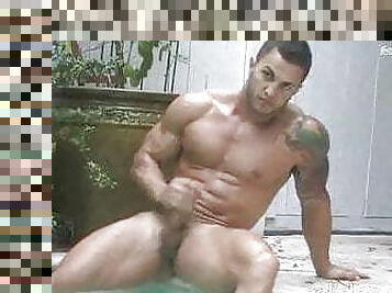 cul, masturbation, en-plein-air, amateur, énorme-bite, gay, secousses, ejaculation, piscine, solo