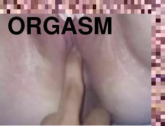 cul, masturbation, orgasme, chatte-pussy, giclée, amateur, ados, doigtage, salope, point-de-vue