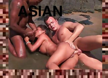 asiatique, gros-nichons, en-plein-air, anal, ejaculation-sur-le-corps, énorme-bite, interracial, ados, branlette, fellation-profonde