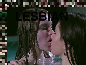 018 - Two Hot Lesbians Fucking In The Swimming Pool 7 Min