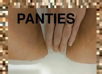 kencing, vagina-pussy, celana-dalam-wanita, manis-sweet, fetish-benda-yang-dapat-meningkatkan-gairah-sex, basah