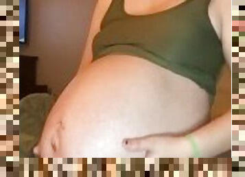 9 months pregnant belly talk