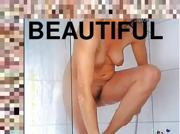 mandi, pelancapan, main-dengan-jari, cantik, mandi-shower, solo, rambut-perang