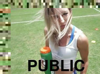 cul, public, amateur, babes, ejaculation-sur-le-corps, branlette, point-de-vue, bout-a-bout, fétiche, football