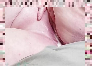 masturbation, ejaculation-interne, belle-femme-ronde, joufflue, horny, sœur, fétiche, taquinerie