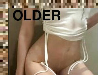 bading, klitoris, onani, gammel, orgasme, pussy, babes, fingret, søster, eldre-older