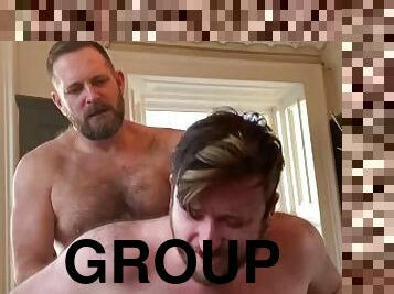 papa, poilue, orgie, amateur, fellation, énorme-bite, gay, sexe-de-groupe, joufflue, pappounet