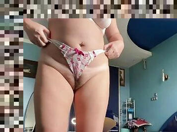 poilue, chatte-pussy, amateur, milf, joufflue, culotte, fétiche, soutien-gorge, taquinerie, string