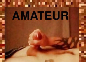 masturbation, amateur, ejaculation-sur-le-corps, énorme-bite, solo, tatouage, bite