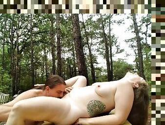 Delicious Pussy Picnic! Creamy Squirt on the Table, then a doggystyle Creampie in the Forrest!