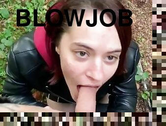 NATURE BLOWJOB - She sucks my dick in the wood