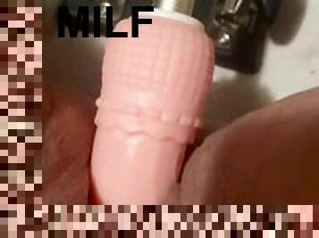 Squirting as I’m railed by the auxfun fuck machine