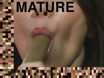 culi, tettone, pecorina, masturbarsi, maturi, mammine-mature, scopate, cornuti, perverse