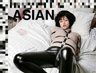 asiatique, japonais, bdsm, fétiche, latex, solo, bondage, brunette