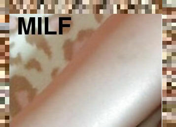 fitta-pussy, amatör, brudar, gigantisk-kuk, milf, hemmagjord, creampie, par, pov, trosor