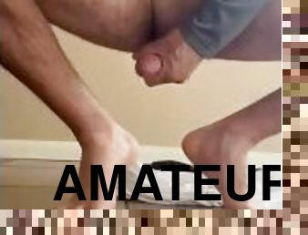 masturbation, amateur, ejaculation-sur-le-corps, énorme-bite, ados, branlette, pieds, solo, bite