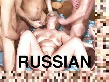 Single Russian Mommy For Gangbang, 47yo Vikky