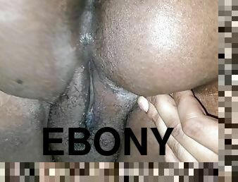 cul, levrette, chatte-pussy, amateur, ébène, black, belle-femme-ronde, solo, humide, juteuse