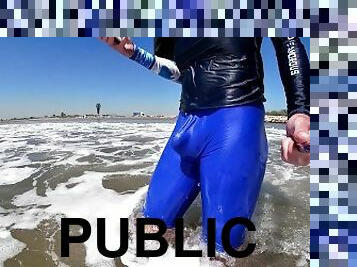u-javnosti, šport, plaža, gaćice, napaljeni, usko, egzibicionisti, mokri, bljeskanje