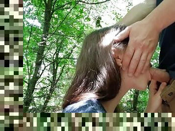 chatte-pussy, amateur, fellation, ejaculation-sur-le-corps, ados, sœur, serrée, forêt, brunette, bite