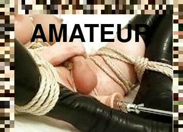 gros-nichons, masturbation, amateur, anal, fellation, jouet, bdsm, bas, machines, gode