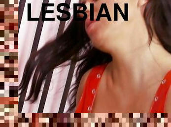 A Lesbian Makes A Woman Feel The World Of Sexual Domination