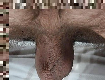 poilue, mamelons, ejaculation-sur-le-corps, gay, ejaculation, horny, solo, gros-plan, bite