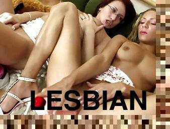 Hot Teen Lesbians Masturbates Together