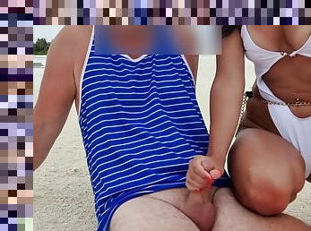 en-plein-air, public, amateur, ejaculation-sur-le-corps, ados, arabe, branlette, compilation, couple, plage