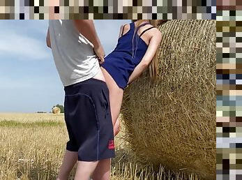 Public Sex With A Village Girl In The Field! Rough Fucks From Behind