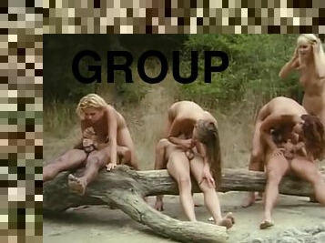 gros-nichons, en-plein-air, fellation, ejaculation-sur-le-corps, vintage, classique, sexe-de-groupe, plage, rétro, double