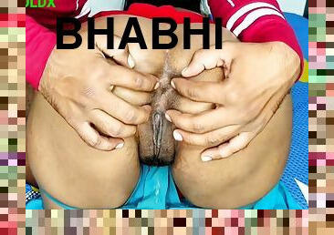 Komal Bahut Hi Khubsurat Hai Sadi Aur Blouse Very Sexy Komal Bhabhi