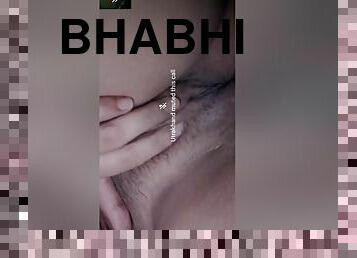 Today Exclusive -desi Bhabhi Shows Her Boobs And Shows Fucking In Video Call