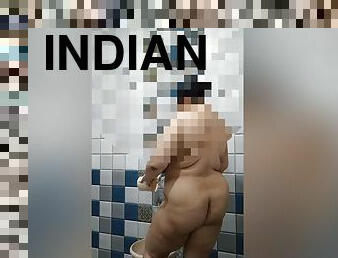 Indian Chubby Girlfriend Taking A Selfie Video While Bathing For Her Boyfriend
