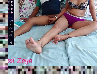 Zoya Gave A Live Handjob To Her Bbc And Took A Dildo In Her Ass