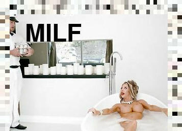 Milf Courtney Taylor fucks and drains out of cum the milk man in the bathtub