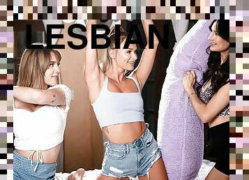 masturbation, chatte-pussy, lesbienne, trio, baisers