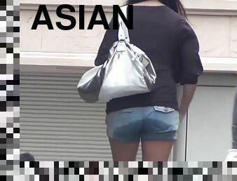 asian peeing fetish