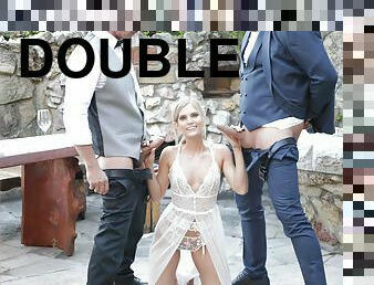 Glamorous blonde damsel gets double penetrated outdoors
